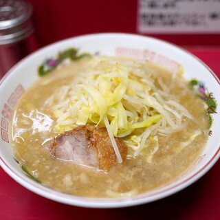 ラーメン二郎 - 料理写真:小ラーメン900円