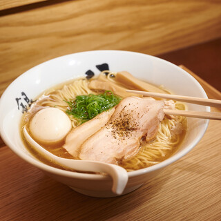 銀座 八五 - 料理写真:中華そば
